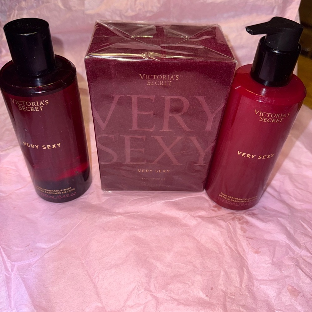 Victoria's Secret Very Sexy Set - Deep Red